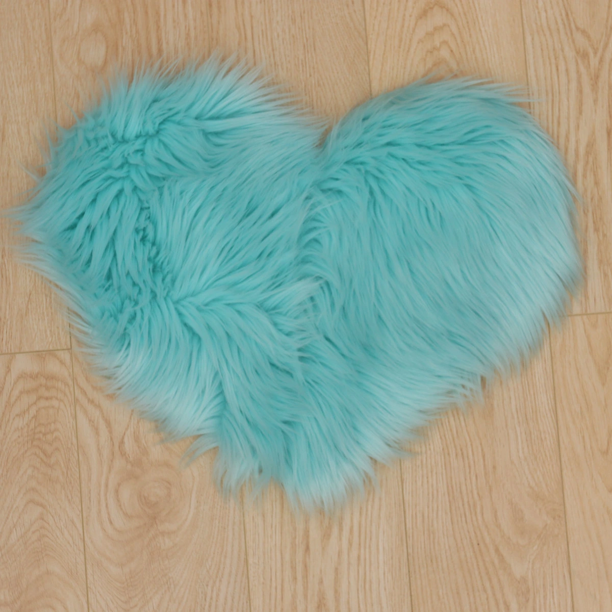40x50cm Heart-shaped Plush Rug Floor Mat Carpet for Living Room Bedroom Kids Room (Light Blue)