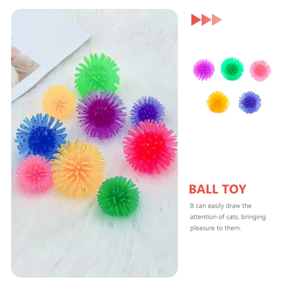 5pcs Pet Cat Toy Supple Small Thorn Balls Toy Balls Playthings (Random Color)