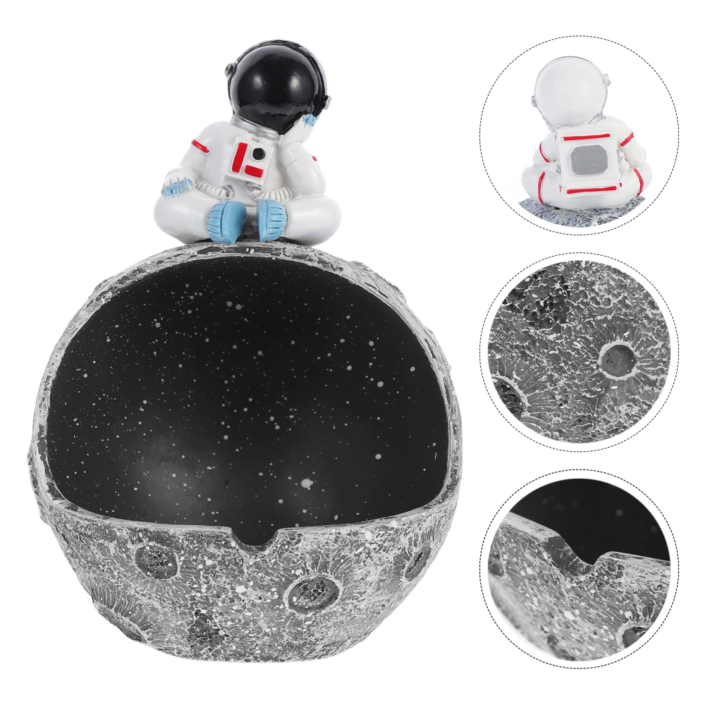 1Pc Astronaut Ashtray Creative Living Room Decor Resin Spaceman Ornament