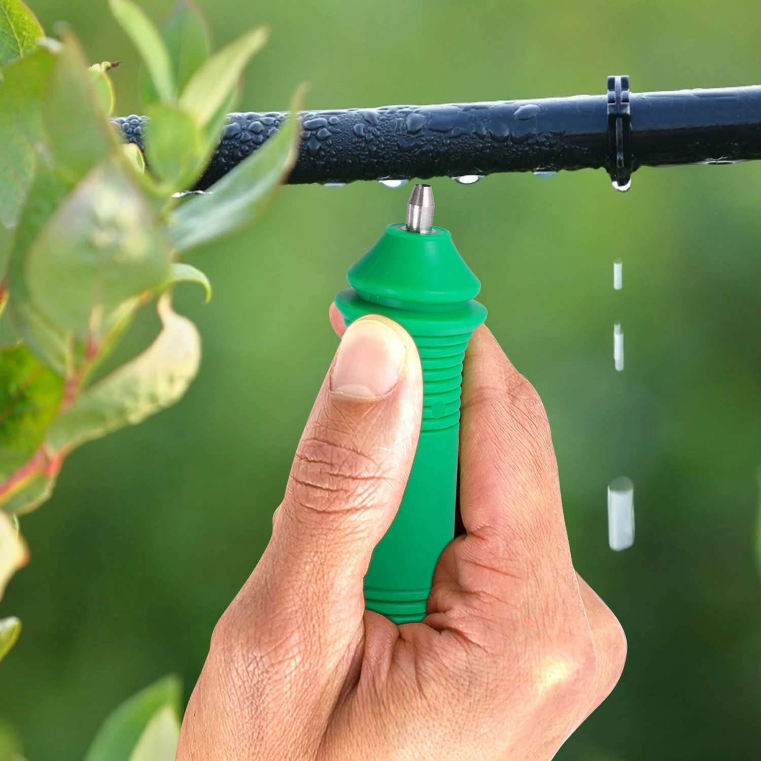 1Pc Hand Hole Puncher Plastic Drip Irrigation Tube Pipe Puncher (Green)