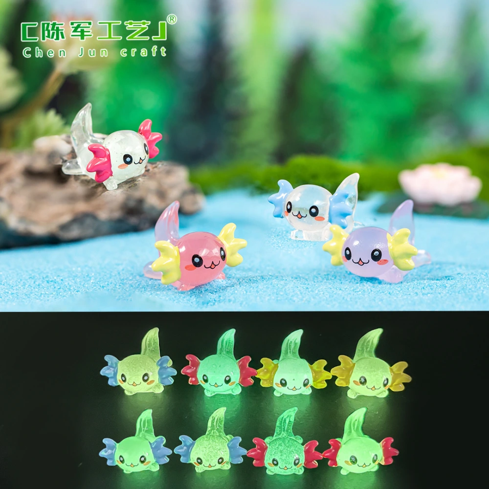 12pcs Mini Luminous Animal Figurines Miniature Figurine Mini Garden Resin Animal Statue