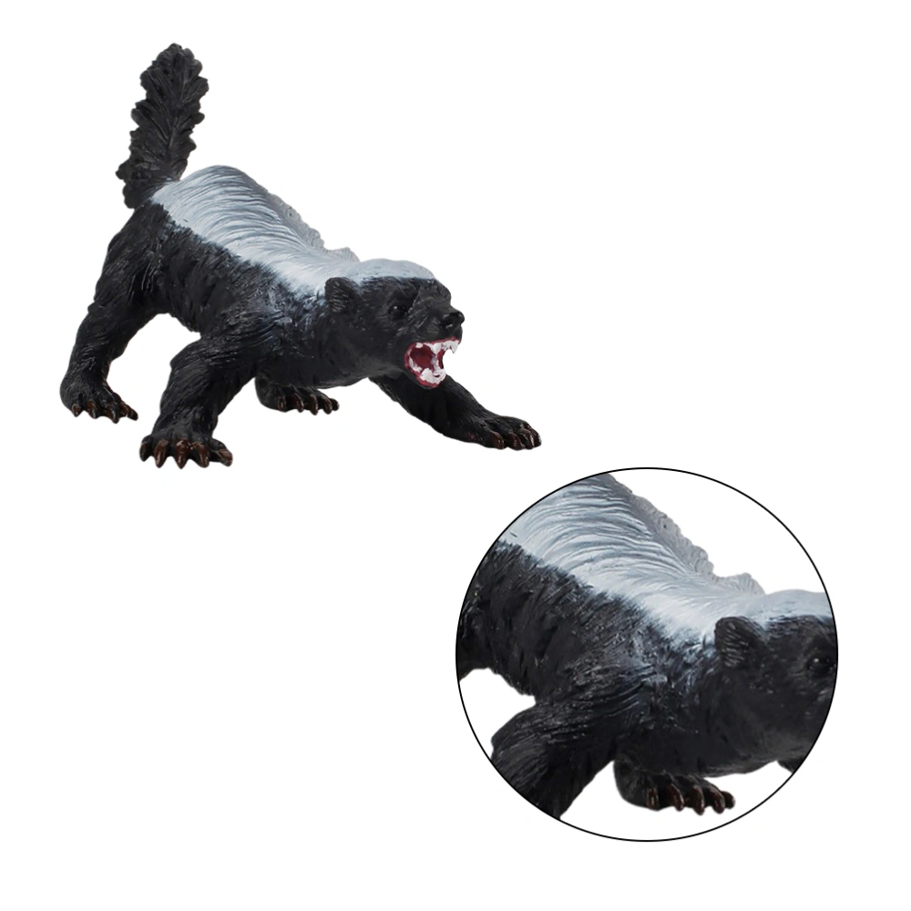 1pc Simulated Wildlife Animal Model Adornment Lifelike Ratel for Home (AttackIing Ratel)