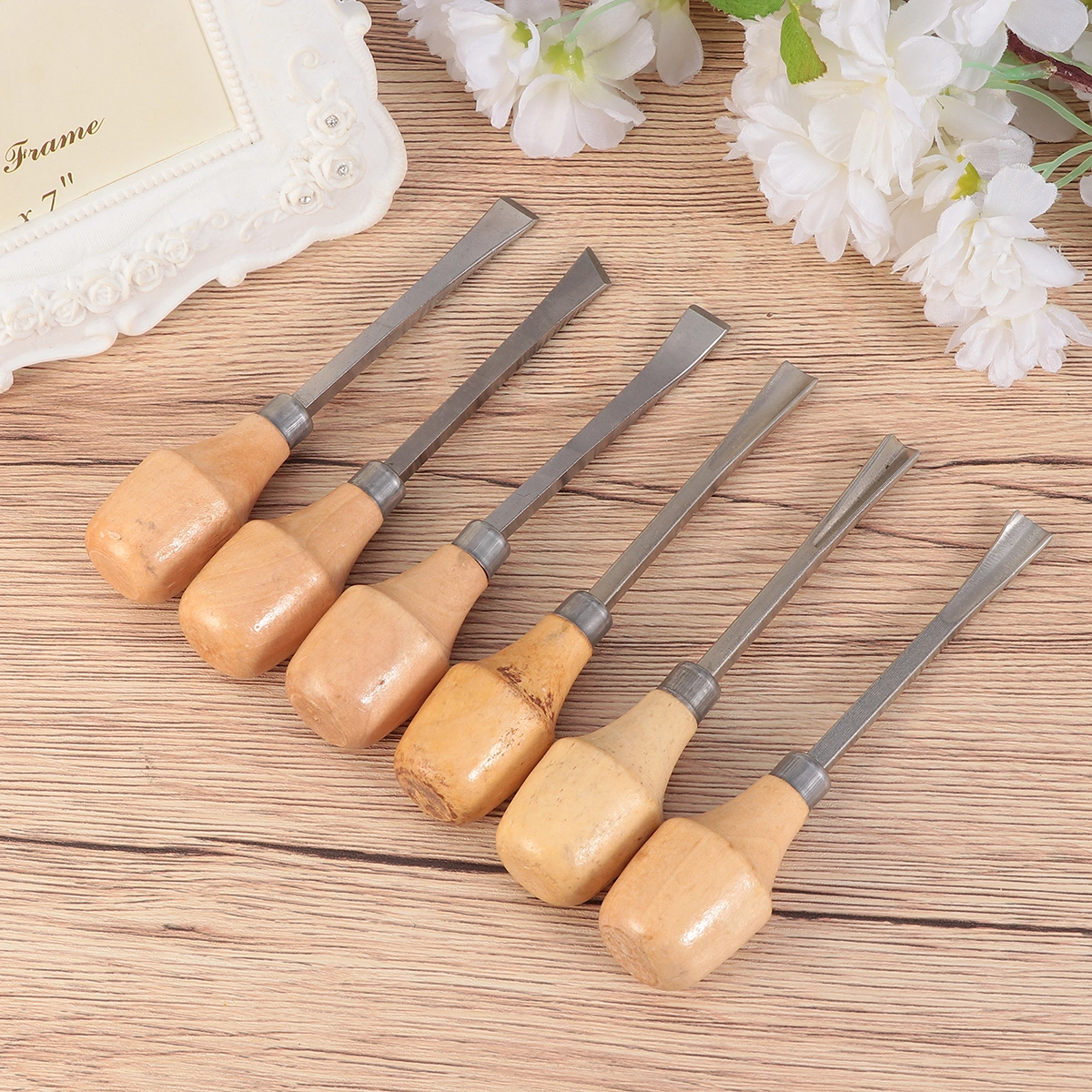 1 Set 6pcs Wooden Carving Chisel Set Professional Carving Tools Gouges Chisels for Beginners Hobbyists (Mixed Style)