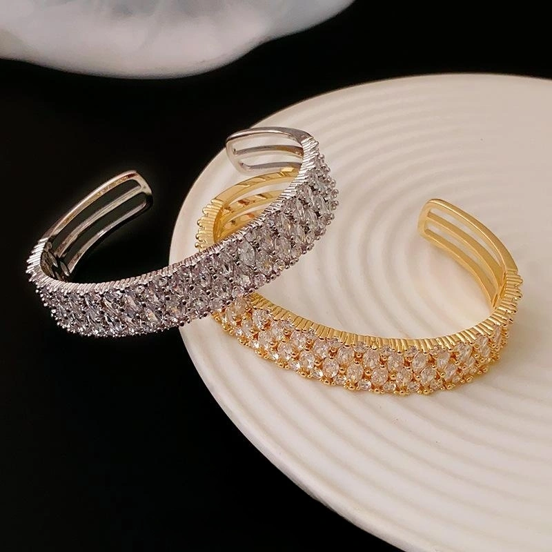 Personality Affordable Luxury Fashion Real Gold Plating Zircon Metal Open-ended Bracelet