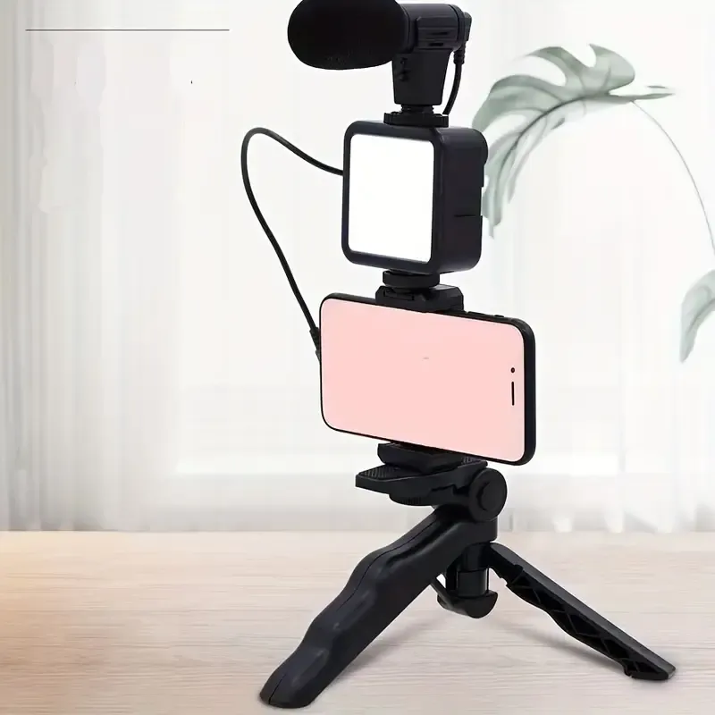 Smartphone Microphone Light Kit Portable Mobile Phone Tripod Fill Light Microphone Set For Live Broadcast