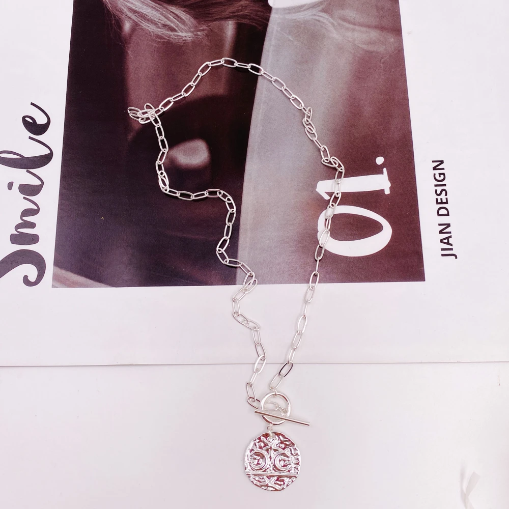 Daikin Medal Moon And XINGX Pendant Necklace