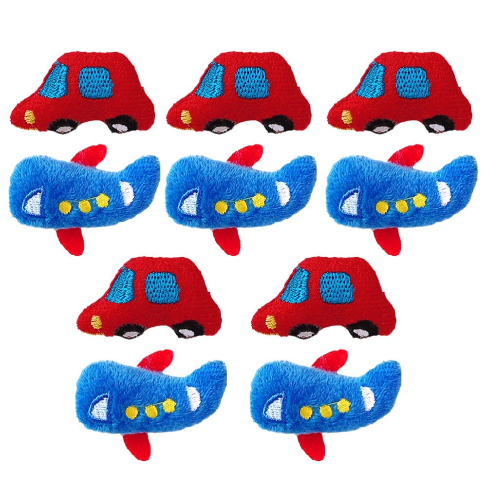 10pcs Small Car Brooches Plush Funny Creative Stereo Aircraft Decorative Brooches for Bag Clothes (5pcs Red Car Patterns, 5pcs Blue Aircraft Patterns)