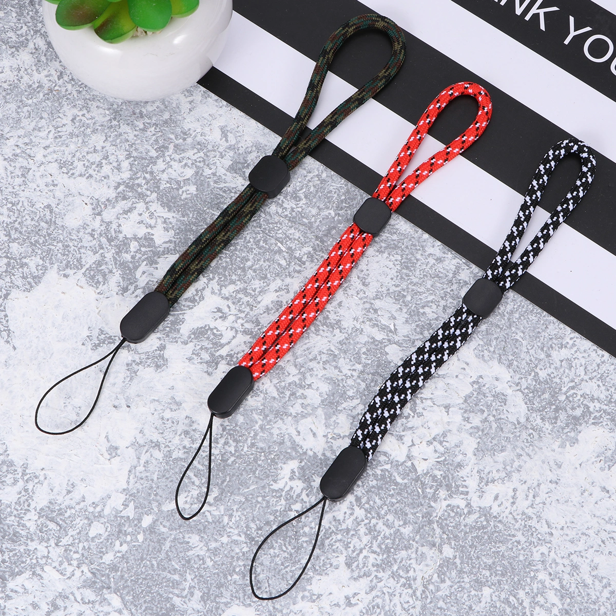 5pcs Nylon Cell Phone Lanyards Strap Adjustable Mobile Phone Lanyard Camera Lanyard Strap Safety Lanyard (Random Color)