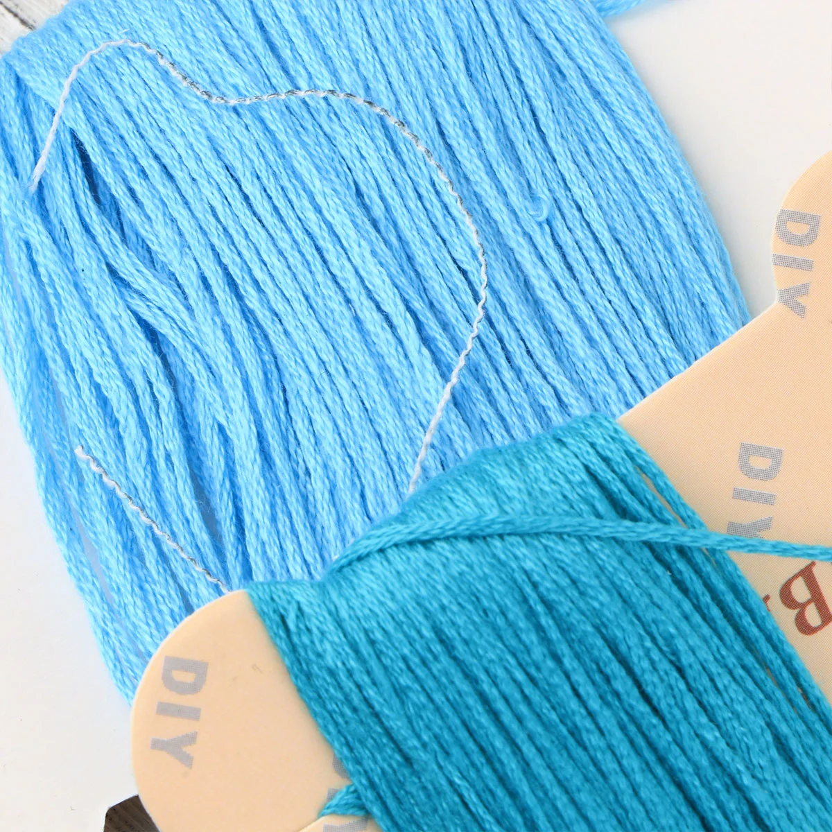 15cm Round Embroidery Base DIY Punch Embroidery Set Cloth Needles Wools Thread Accessories Embroidery Art Craft for Kids Home Gift Making (Windmill Style Pattern)