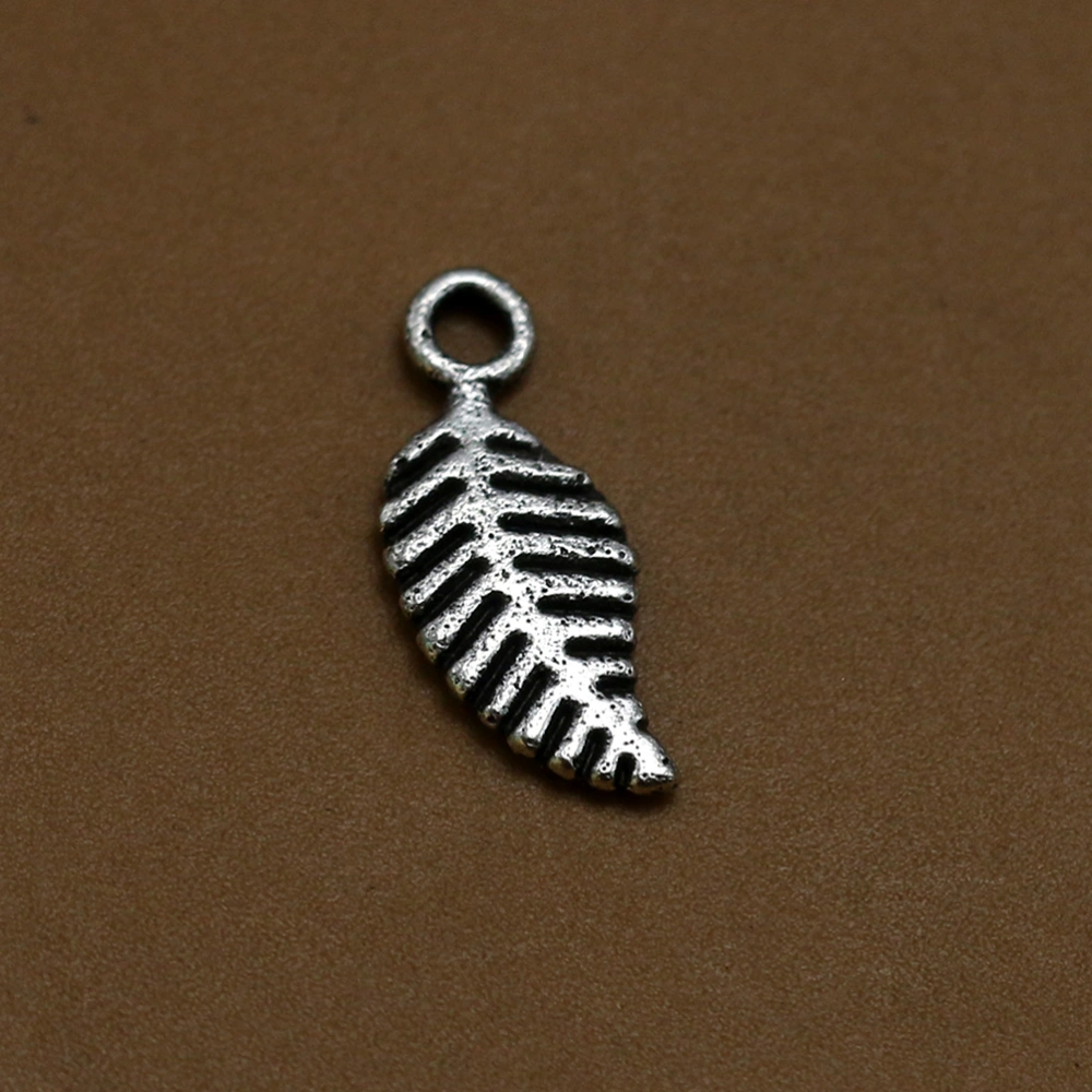 50pcs Alloy Leaf Pendants Charms Jewelry Making Accessory for Bracelet Earrings (Antique Silver)