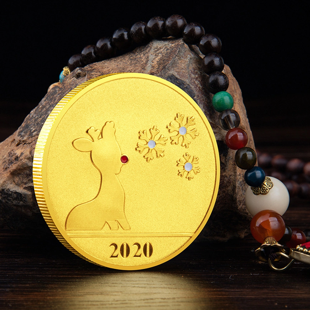 2pcs Christmas Commemorative Coin Collection Arts Souvenir Gift Badge Collection Adult Toy (Silver + Golden)