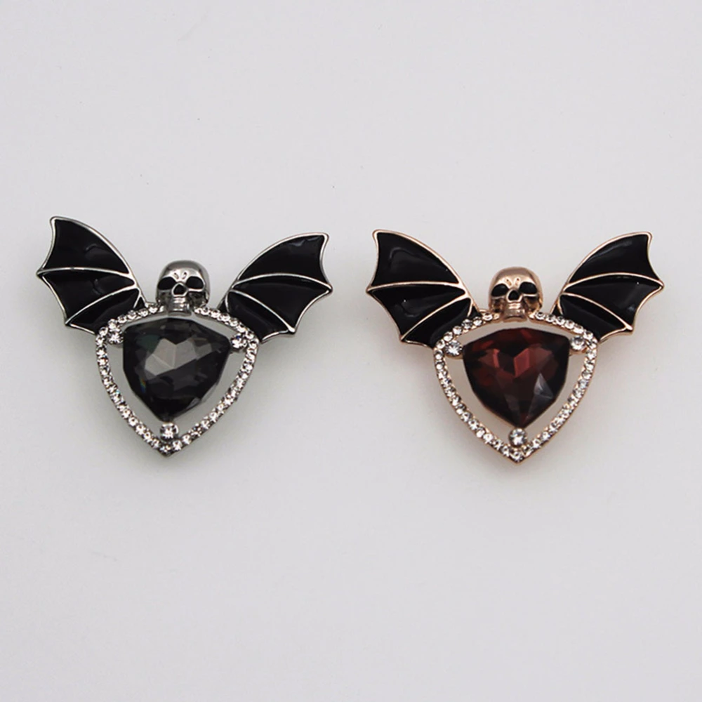 Trendy Halloween Gothic Punk Style Fashion Brooches 3D Skull Bat Girl Fashion Party Female Brooch (Rose Gold)