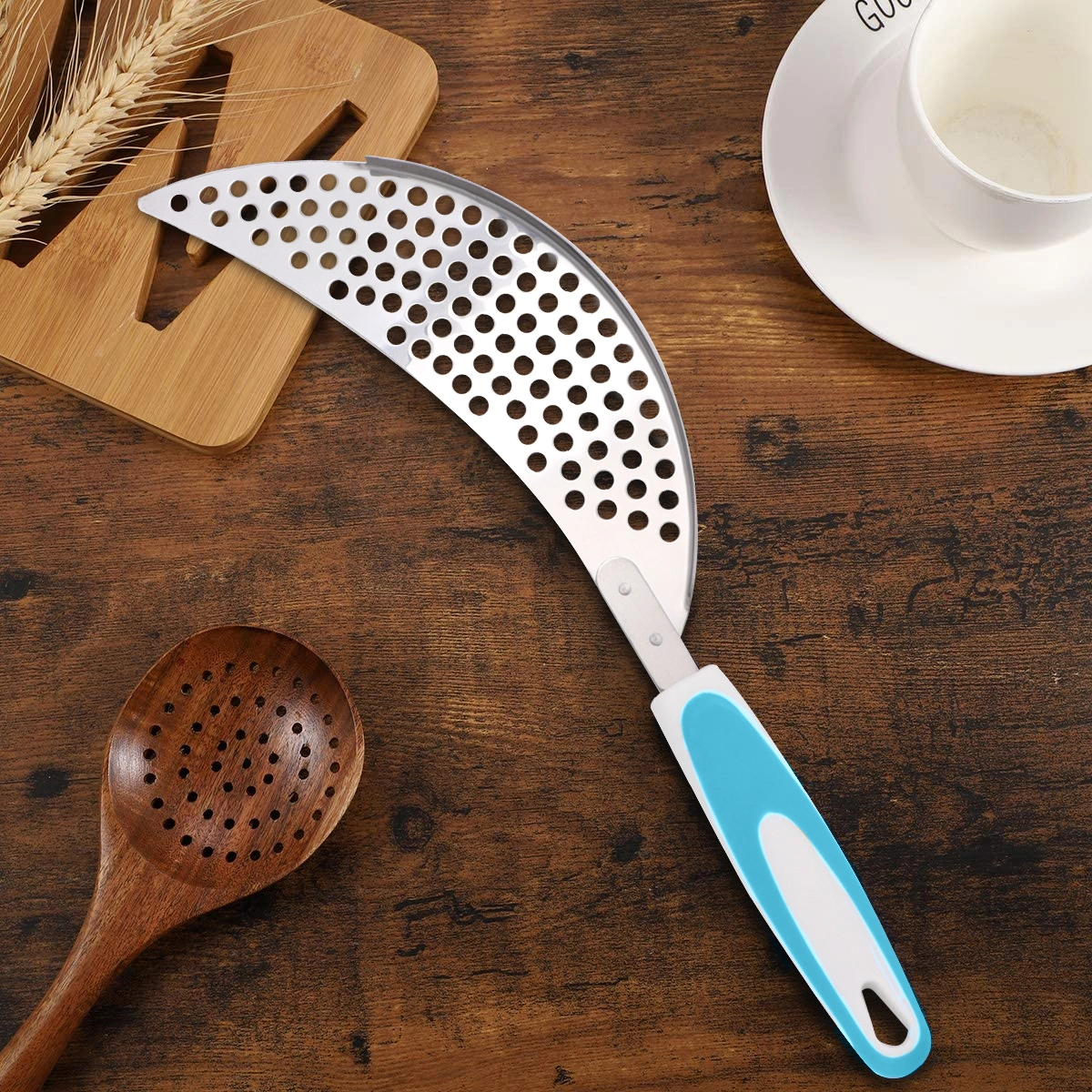 1PC Stainless Steel Spaghetti Pasta Strainer Plastic Handle Pan Pot Drainer Practical Draining Kitchen Tool (Blue)