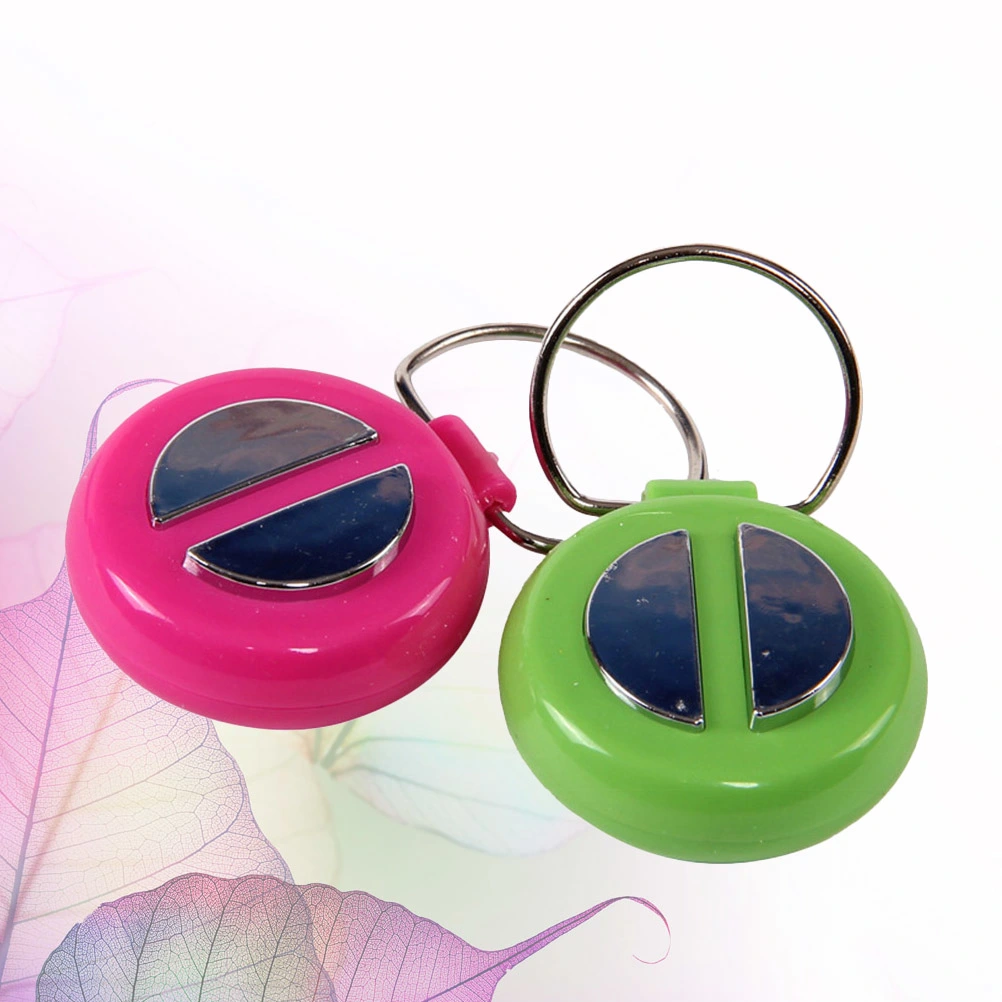 2pcs Electric Tricky Toy April Fool's Day Handshake Spoof Toy Prank Toy (Random Color)