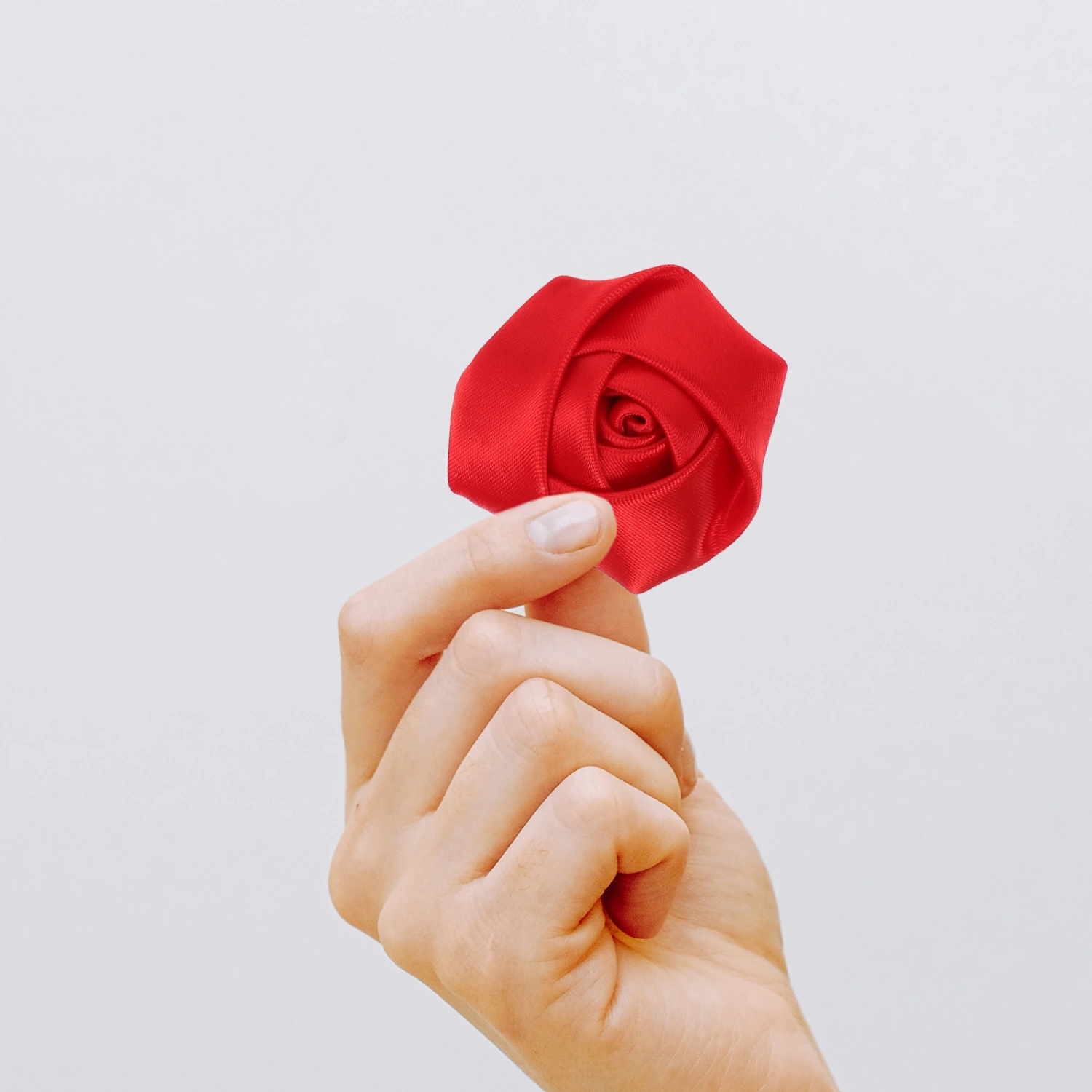 20Pcs Decorative Mini Roses Multi-function Ribbon Flowers Handcrafted Fake Roses