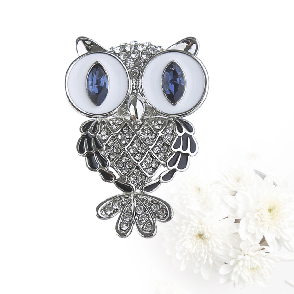 4x2.9cm Stylish Owl Shaped Diamond Embedded Brooch Breastpin Clothing Accessories for Women Silver