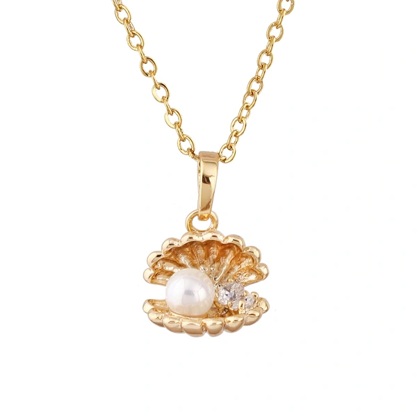 Women Pearl in Shell Gold Plated Zircon Pendant Necklace (Golden)