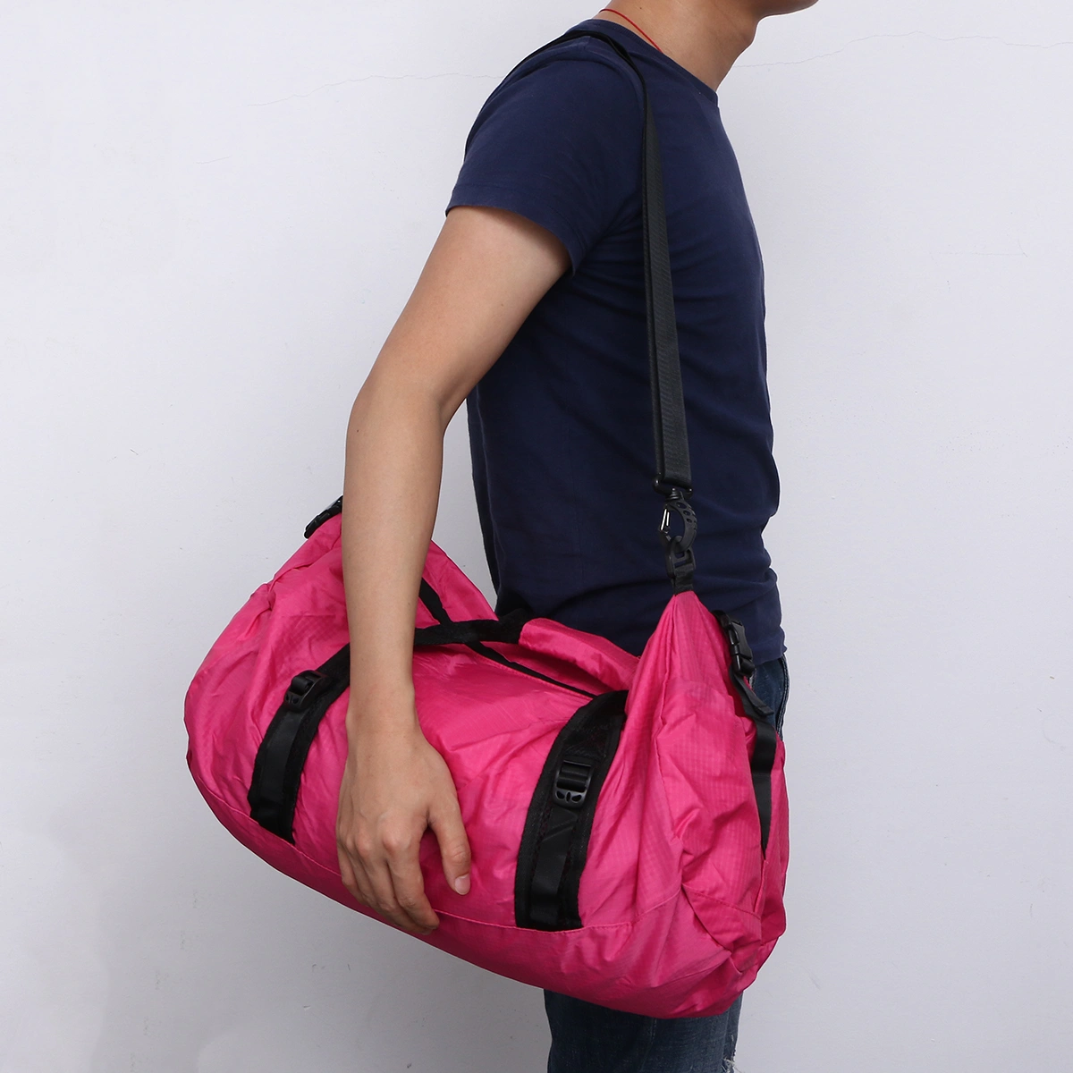 1PC Large Capacity Handbag Folding Bag Waterproof Sports Fitness Outdoor Travel Suitcase (Pink)