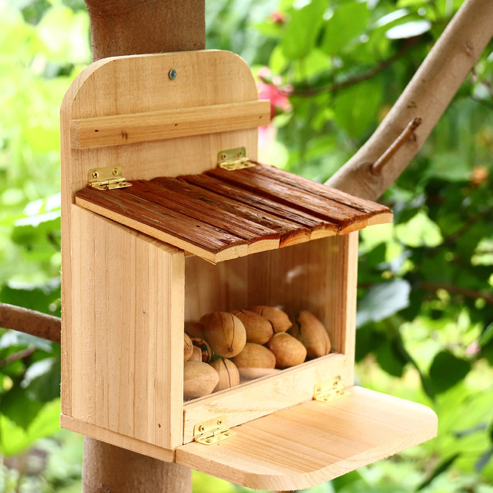 Outdoor Wood Squirrel Feeder Squirrel Feeding House Garden Bird Feeding Box