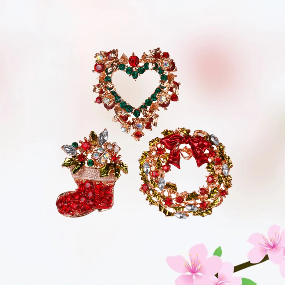 3pcs Christmas Brooch Heart Shaped Garland Round Wreath Socks Rhinestone Inlaid Breastpin