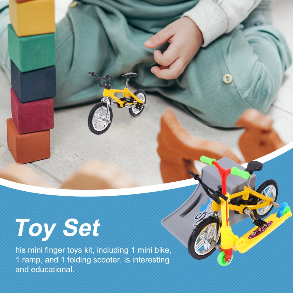 1 set of Mini Finger Bike Model Finger Scooter Toy Leisure Desk Game Toys