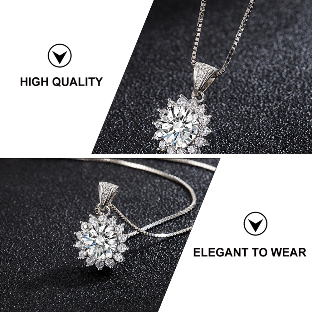 1Pc Sunflower Shaped Necklace Pendants Elegant Hanging Ornaments (Silver)