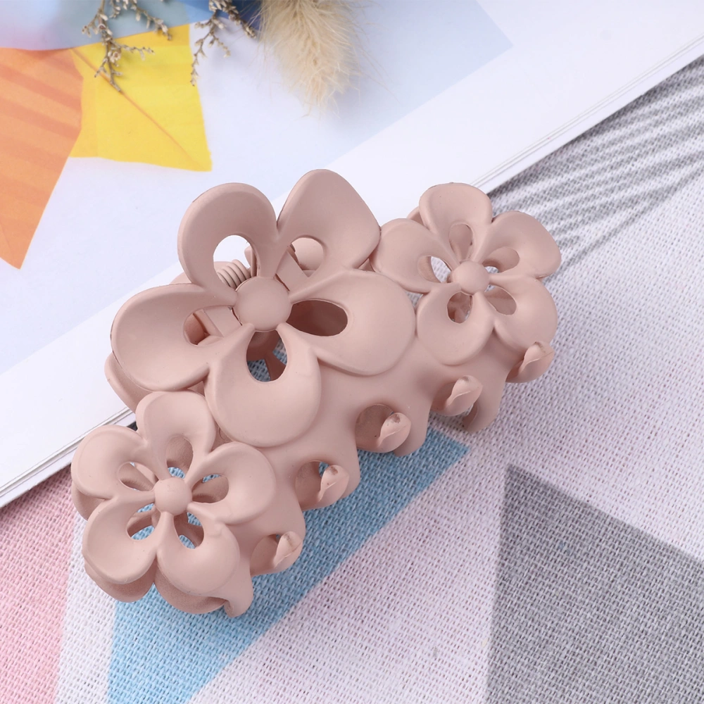 Acrylic Hair Clips Hollow-out Hair Claw Plum Blossom Large Hair Grasp Fashion Hair Accessory Random Color