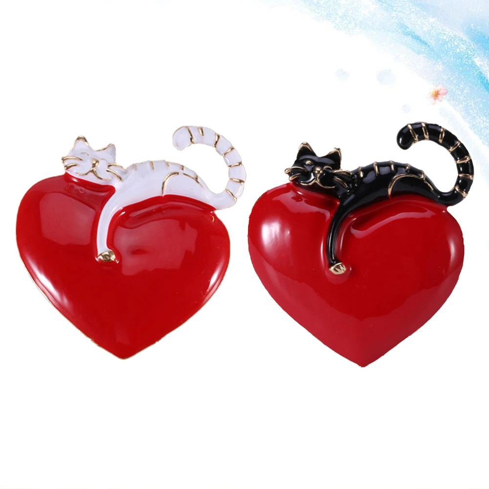 2pcs Heart Cat Breastpin Couple Brooches Fashion Brooch Pin Costume Props Decoration Valentine's Day Gift for Party Banquet (Black Cat + White Cat)