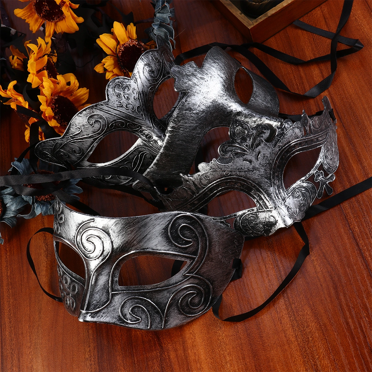 4pcs Vintage Mask Half Face Mask Costume Prop Accessory for Masquerade Cosplay Costume Party Performance (Silver)