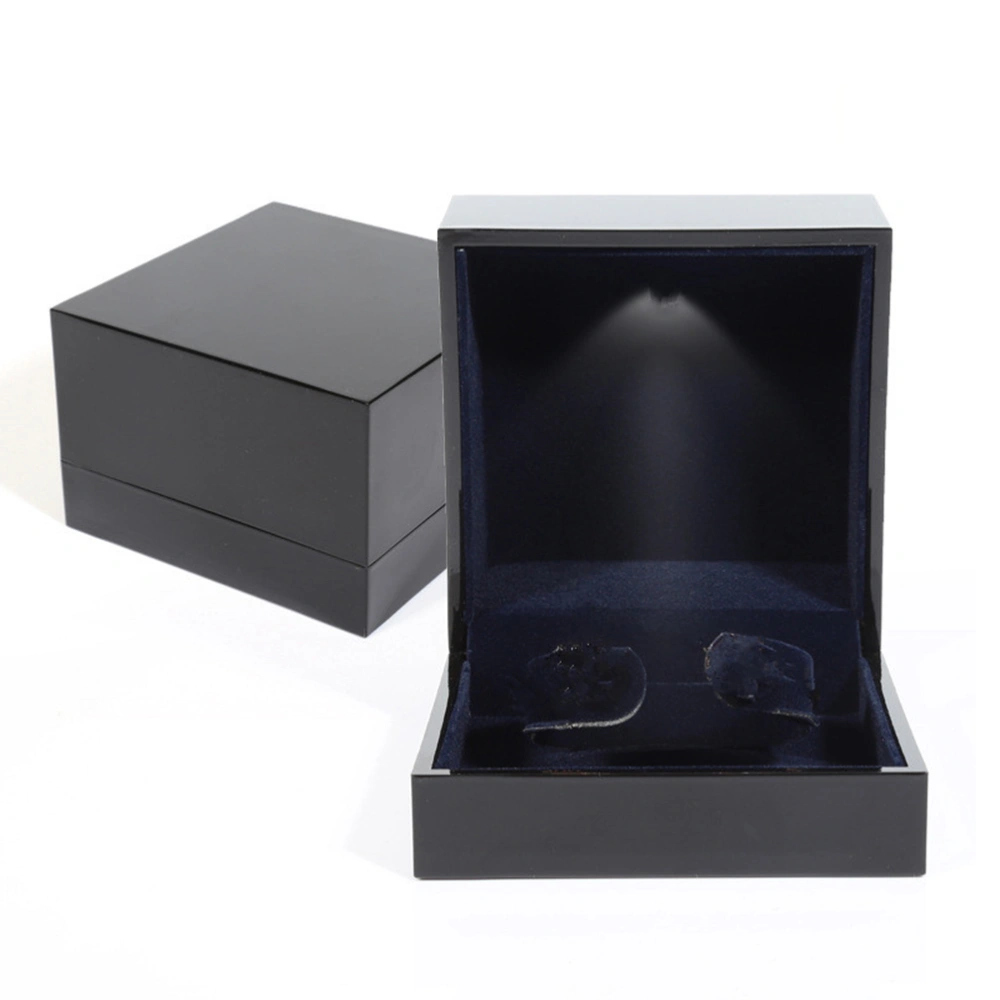 Piano Stoving Varnish Jewelry Boxes Charming Gift Boxes Jewelry Display Cases with Light for Wedding Banquet Party (Bracelet Box, Black)