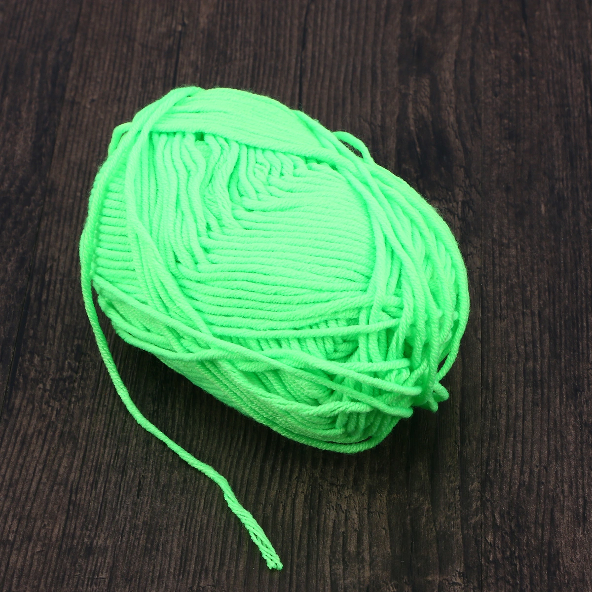 50g Milk Cotton Yarn Cotton Chunky Hand-woven Crochet Knitting Wool Yarn Warm Yarn for Sweaters Hats Scarves DIY (Fluorescent Green)