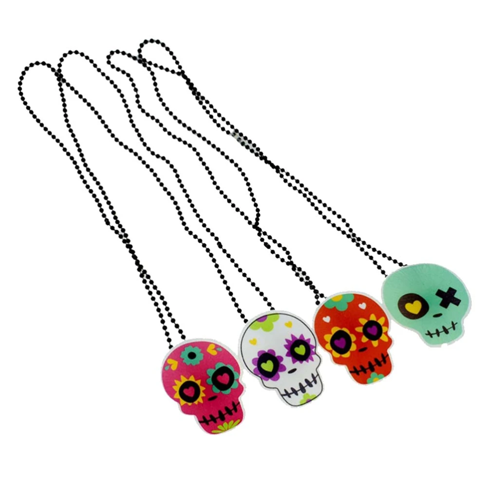 Halloween LED Luminous Skull Head Pendant Halloween Masquerade Necklace Decor Costume Party Cosplay Dress Up Glowing Jewelry Accessory Random Pattern