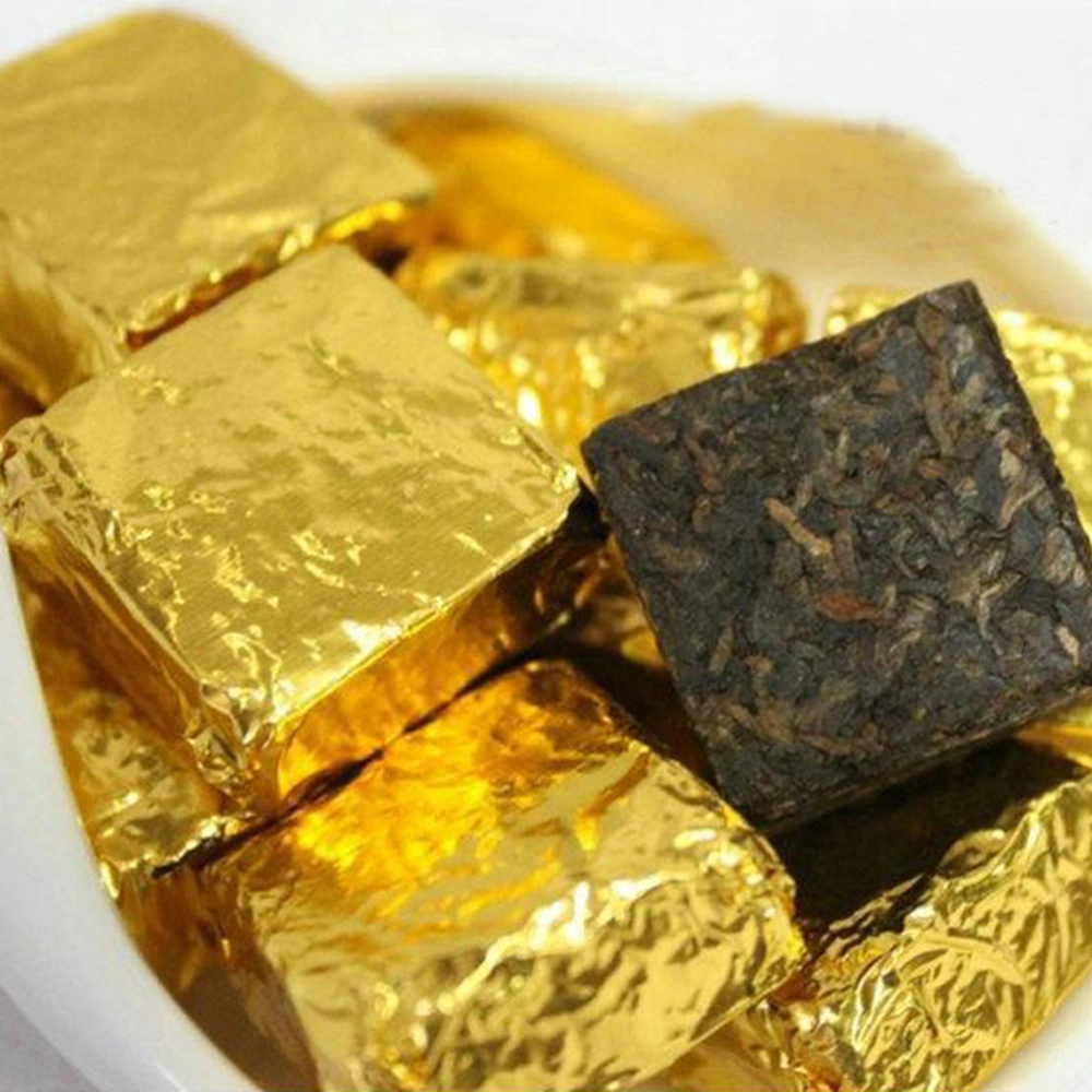 200pcs Aluminium Foil Paper Gold Foil Paper Wrapping Glossy Paper Gift Package for Packaging Chocolate (Golden)