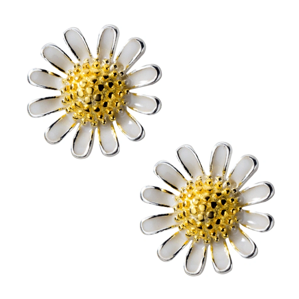 1Pair Daisy Shape Earrings Stylish Earrings Ladies Earrings Ear Accessory