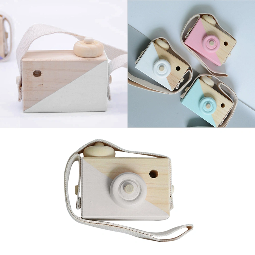 1pc Wooden Mini Camera Toy Kids' Room Hanging Decor Photo Taking Props Birthday Christmas Gift for Children Kids (Triangle White)