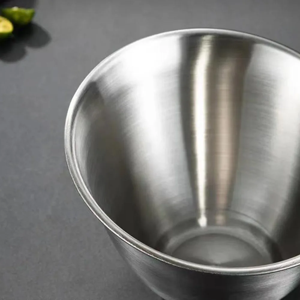 1Pc Stainless Steel Oblique Mouth Bowl Lettuce Storage Bowl for Restaurant