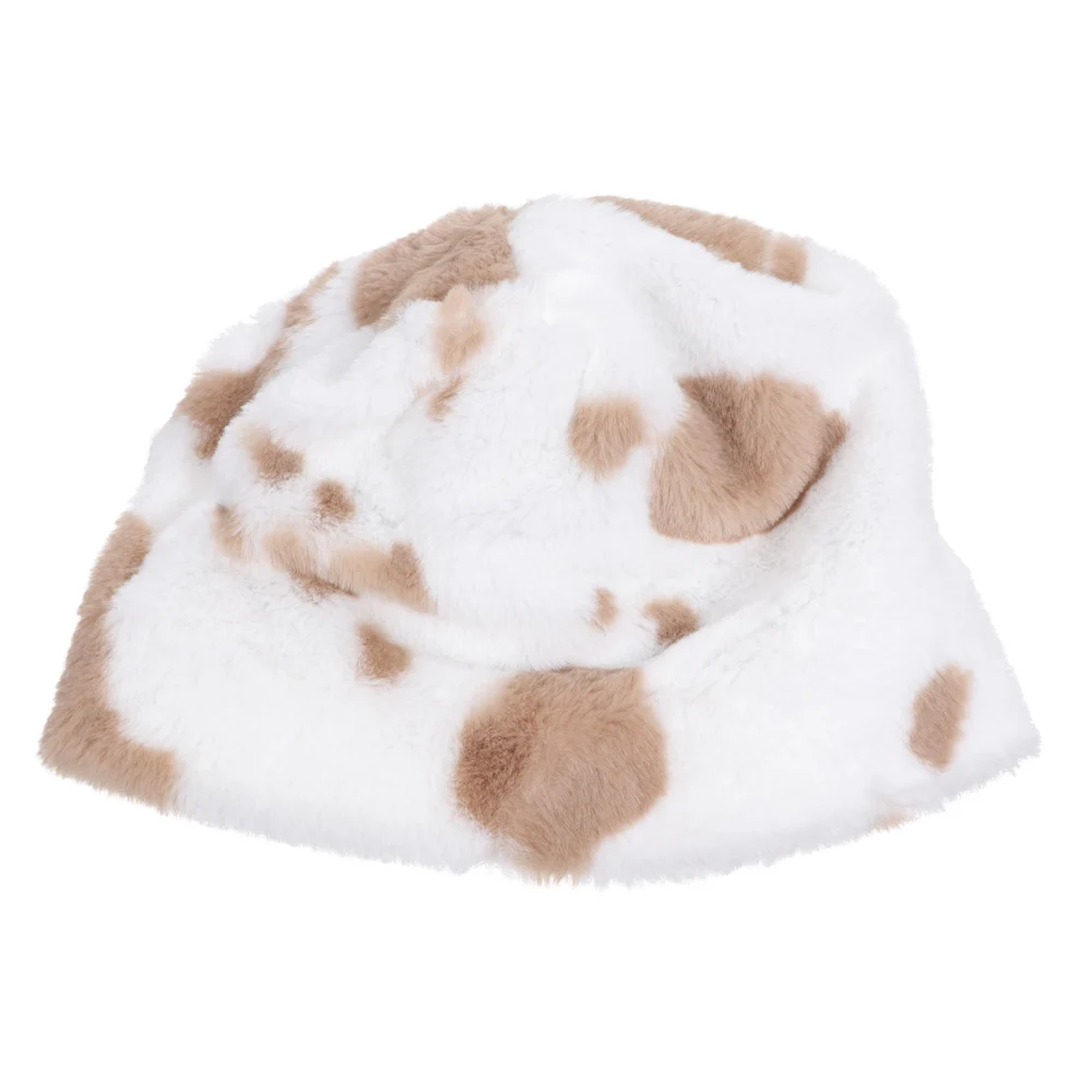 1pc Female Hat Wool Hat Lovely Cow Pattern Good-looking Winter Skiing Hat