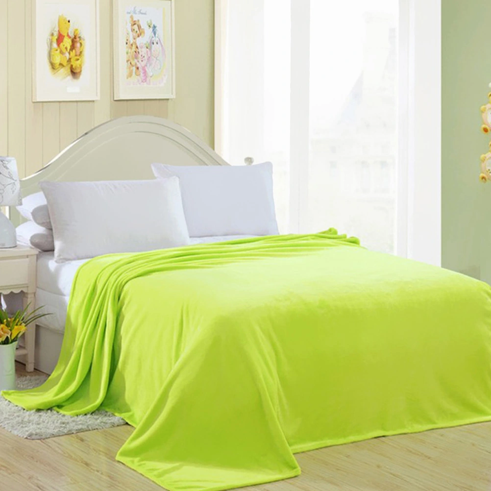 Thick Blankets Flannel Fleece Blanket Lightweight Warm Bed Blanket 70x100cm (Light Green)