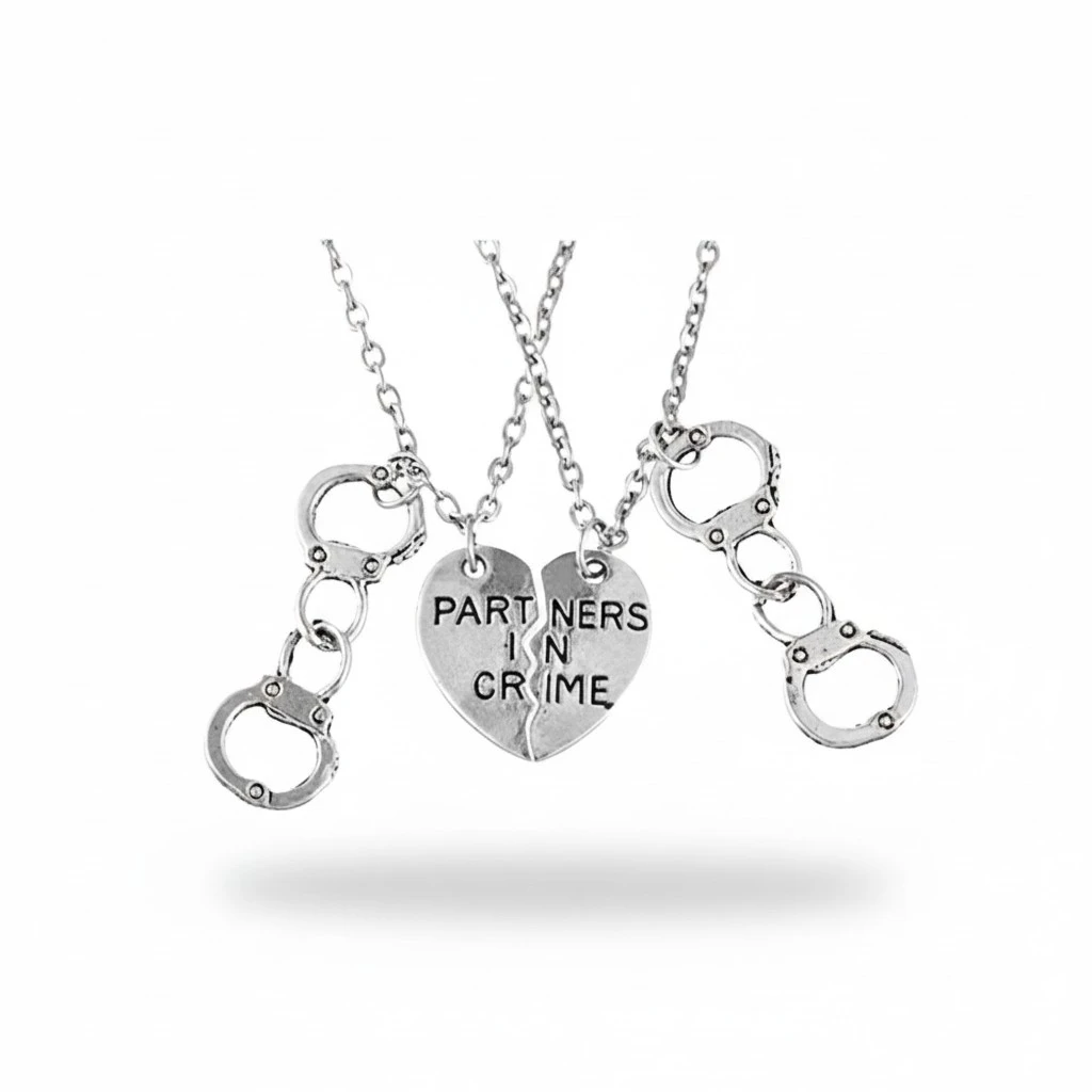 1 Pair of PARTNERS IN CRIME Letter Printing Necklace Fashion Cross Alloy Clavicle Chain Necklace Neck Chain Neck Jewelry