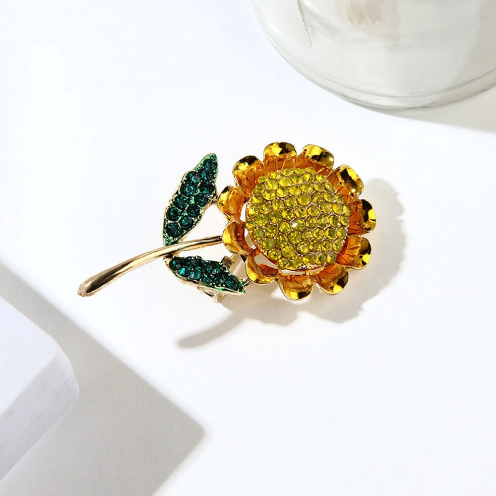 Elegant Sunflower Brooch Flower Shape Alloy Rhinestone Brooch Pin Breastpin Jewelry Accessories Corsage Gift