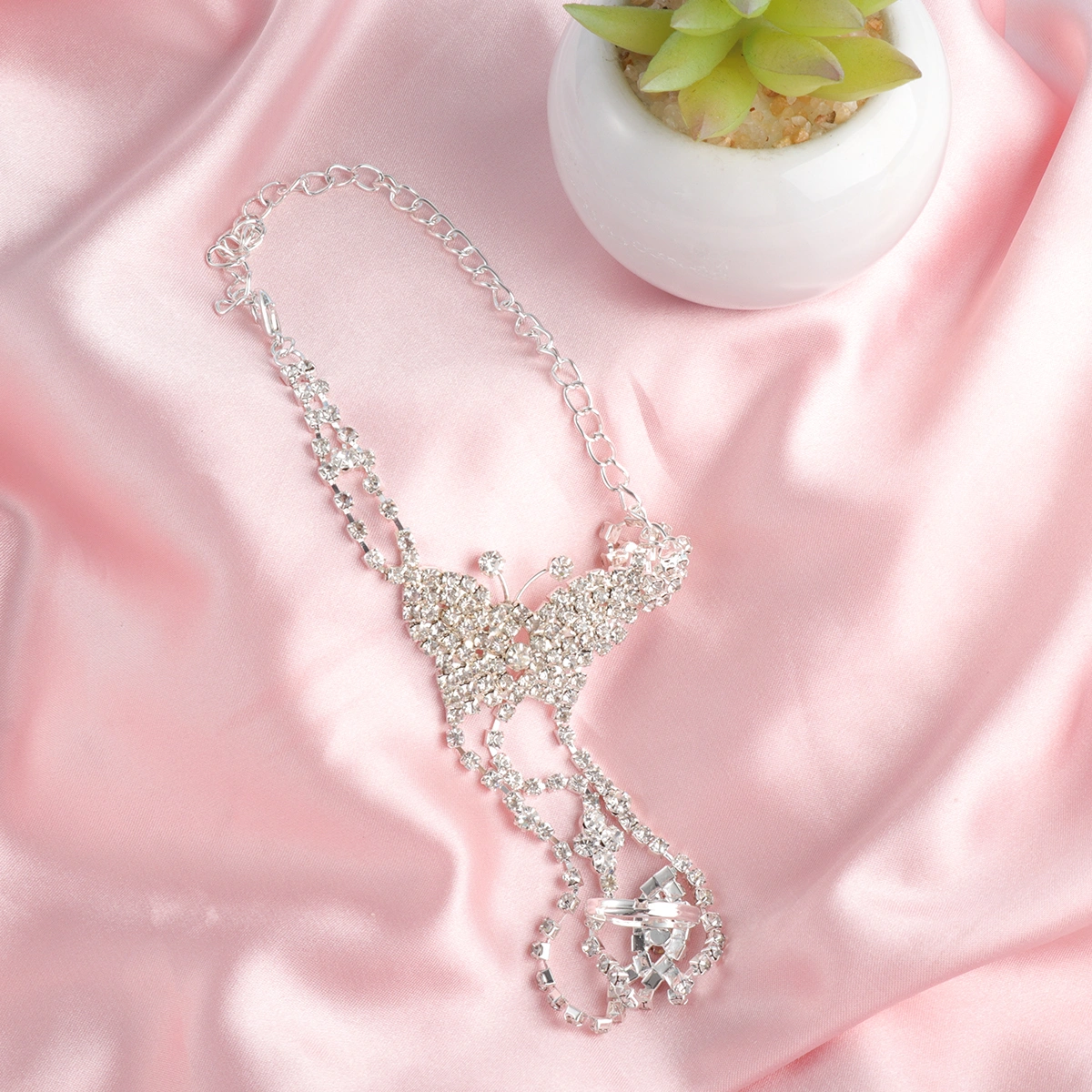 Bride Rhinestone Anklet Beautiful Beach Ankle Chain Delicate Ankle Jewelry Foot Hanging Chain Pendant for Women Girls (1536)