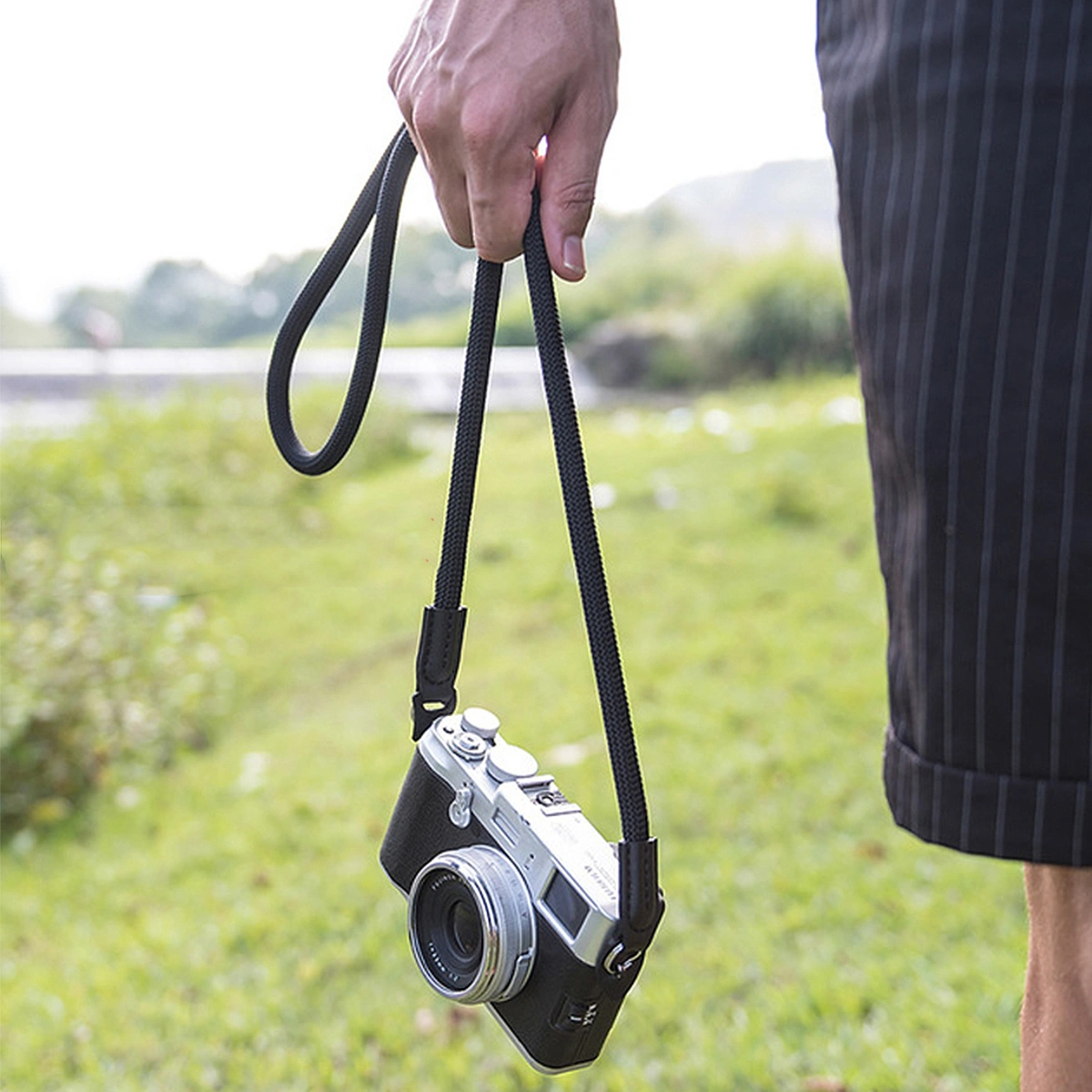 1PC Interchangeable Lens Digital Camera Lanyard Sturdy Camera Hanging Rope Micro Single Camera Harness Strap Pure Cotton Camera Lanyard for Outdoor Use (Black Without Camera)