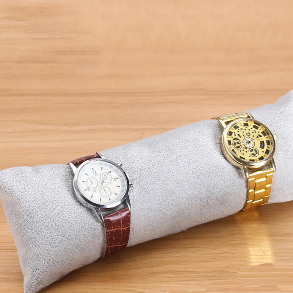 2pcs Exquisite Watch Display Pillow Jewelry Display Pillows Bracelet Pillow