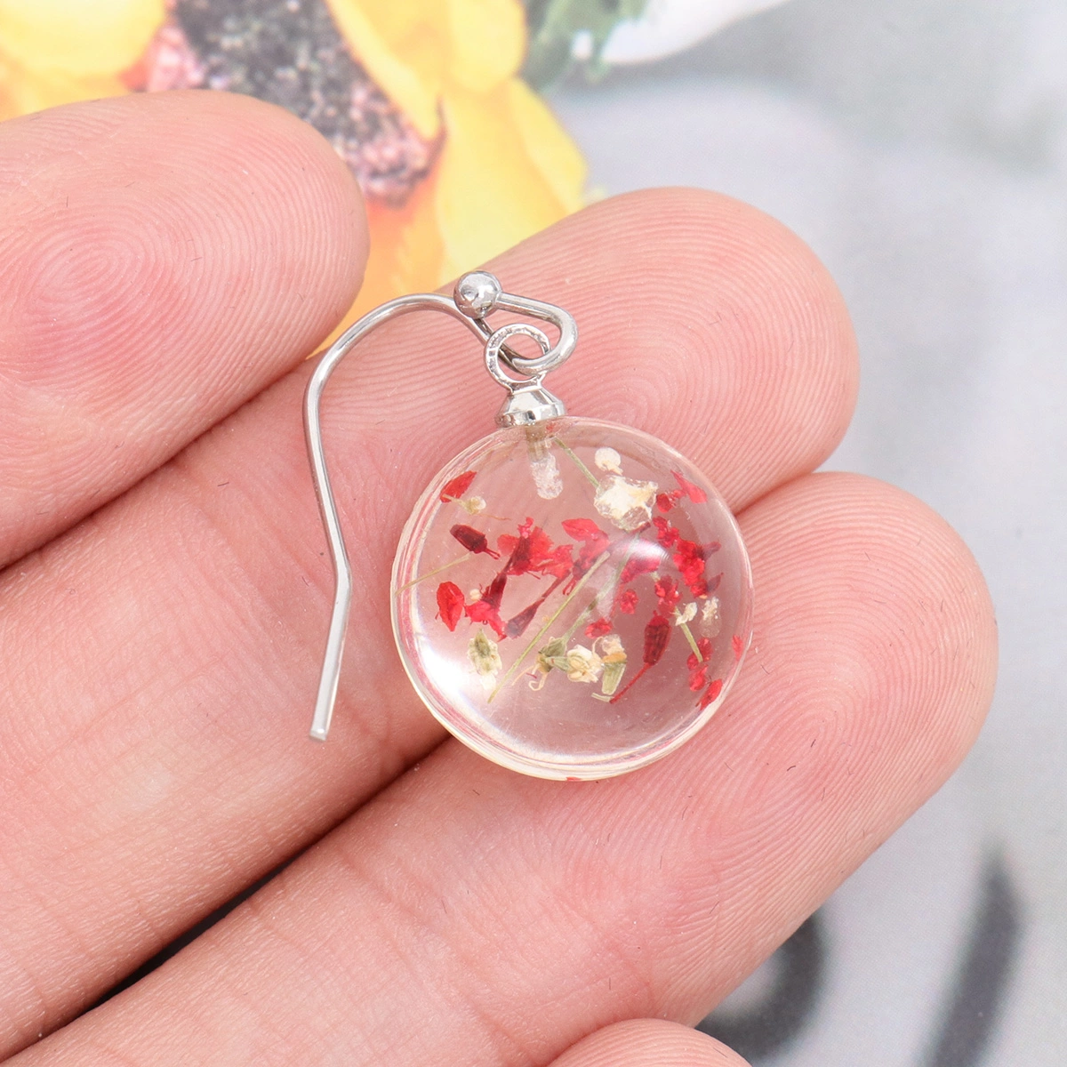 Dried Flower Earrings Natural Dried Flower Retro Glass Earrings Colorful Decorative Earrings for Woman (Red)