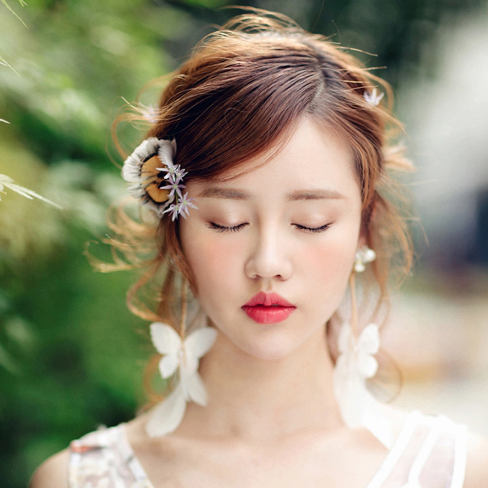 Women Ear Clips Yarn Tassel Feather Non-Piercing Earrings Rhinestone Eardrop Decorative Ear Jewelry for Wedding Party (White)