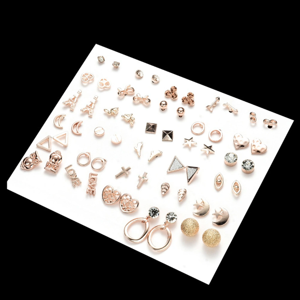 30 Pairs Women Small Fresh Earrings Set Geometric Animal Moon Star Shape Ear Rings Set (Golden, Random Style)