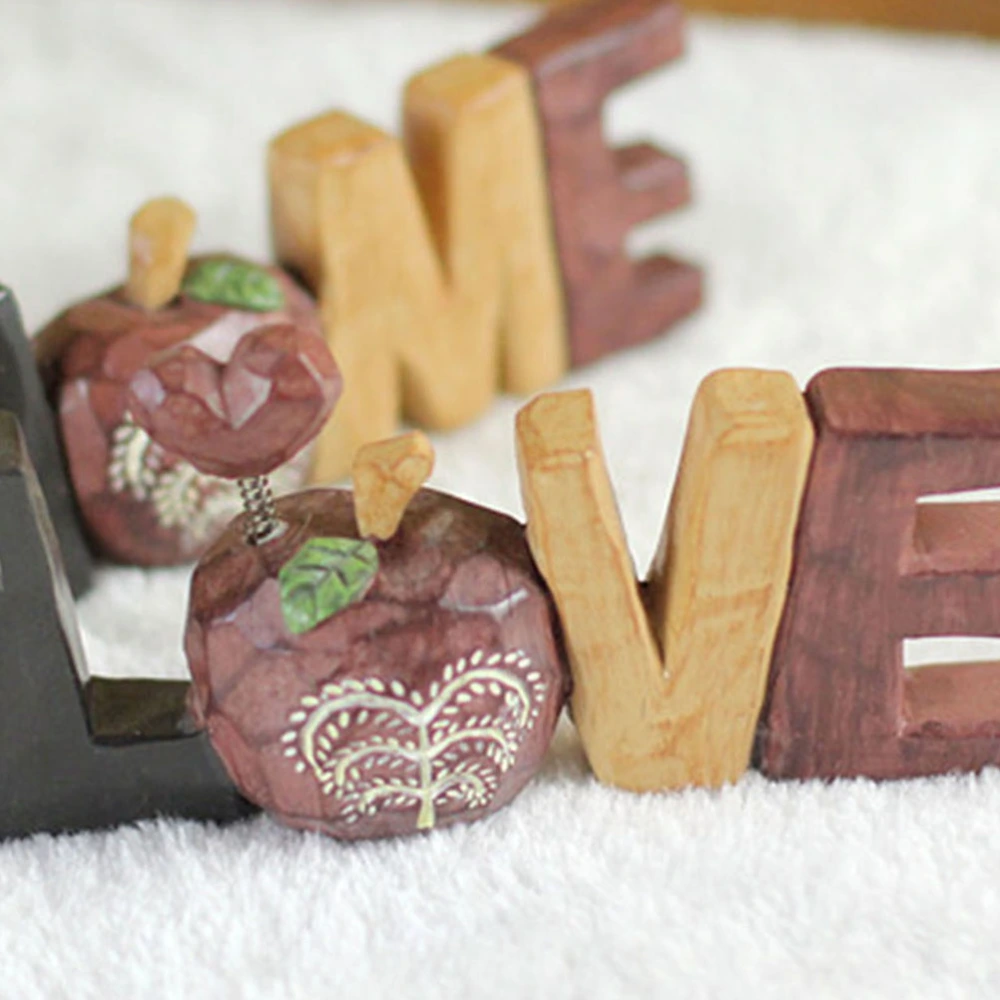 1PC Vintage LOVE HOME Creative Resin Ornament Household Desktop Adornment Living Room Decoration