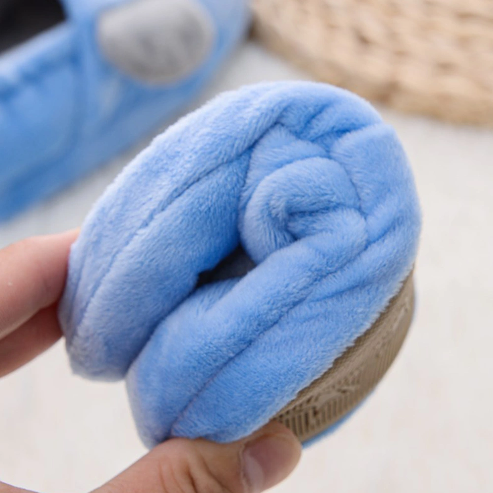 1 Pair Winter Kids Home Slipper Cartoon and Warm Nonslip Warm Shoes