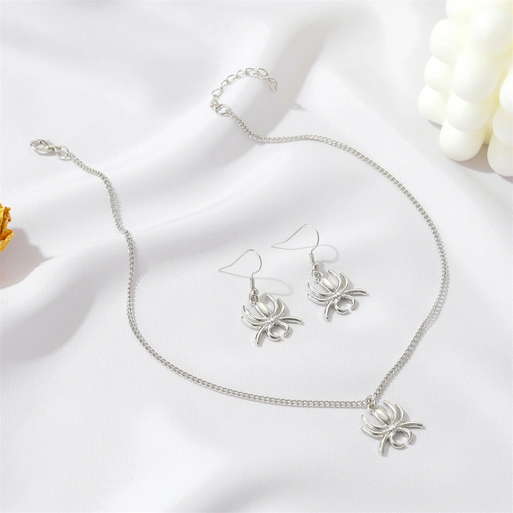 2 Sets Women Necklace Earrings Halloween Necklace Hook Earrings Spider Jewelries Set