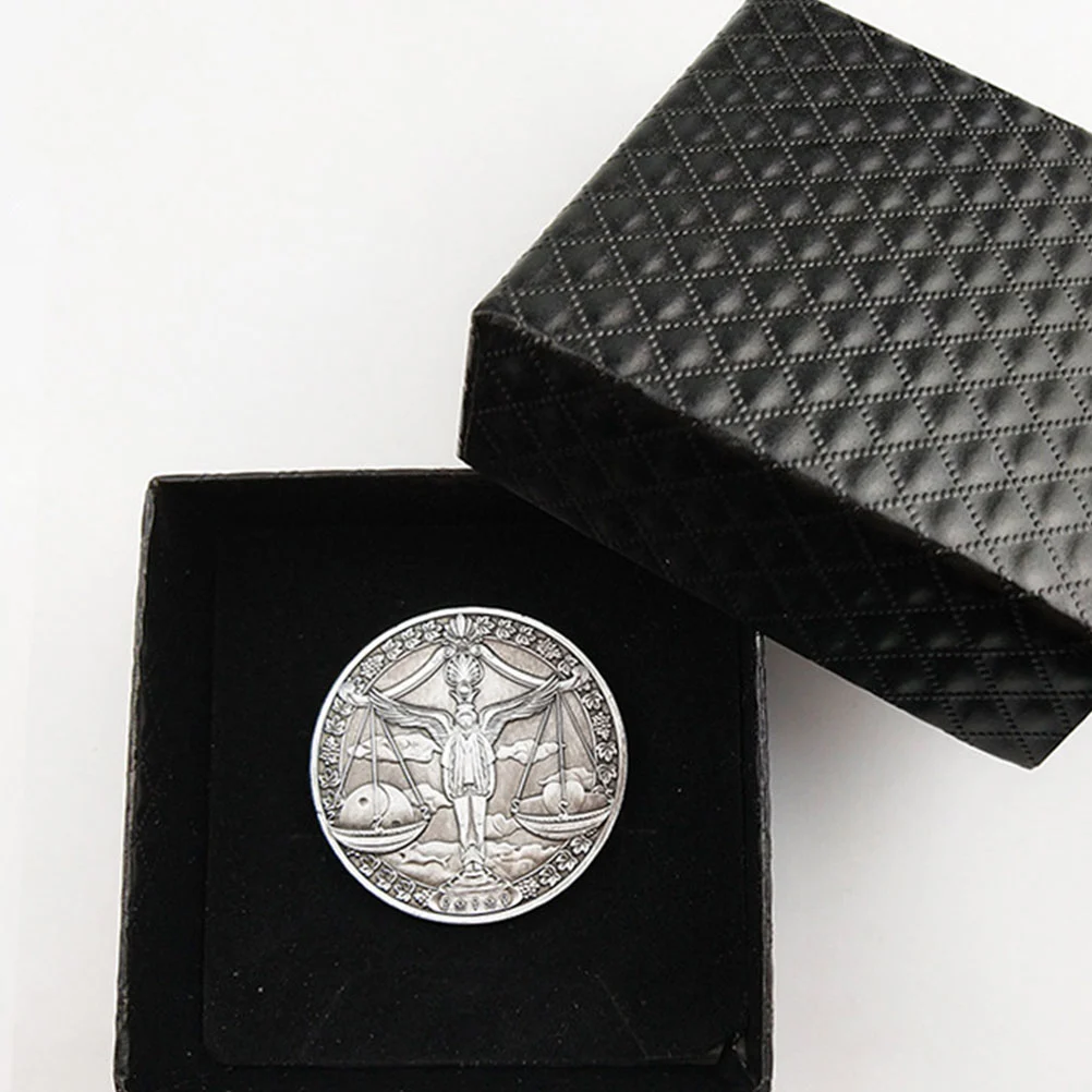 Vintage Twelve Constellations Commemorative Coin Stereoscopic Embossment Metal Coin Souvenir Gift Crafts (Libra)